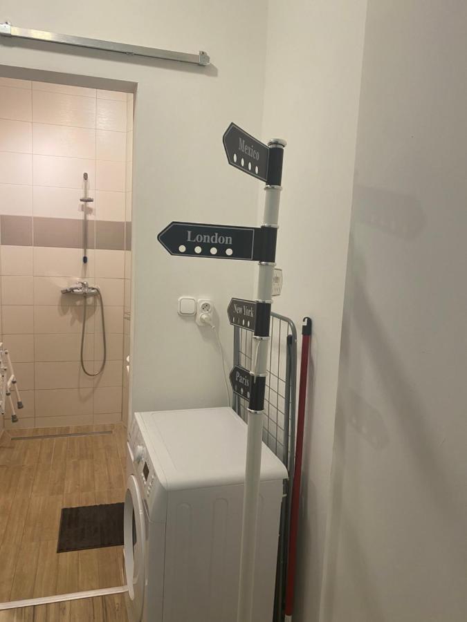 Tatra Apartment By The Danube Fully Accessible بودابست المظهر الخارجي الصورة
